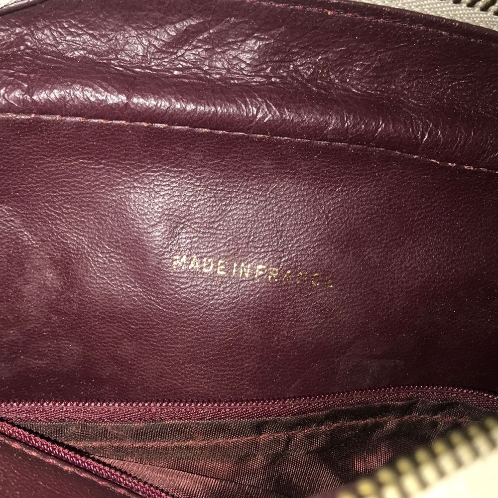 Chanel RARE Vintage NOT AVAILABLE RIGHT NOW💓 - Picture 4 of 8